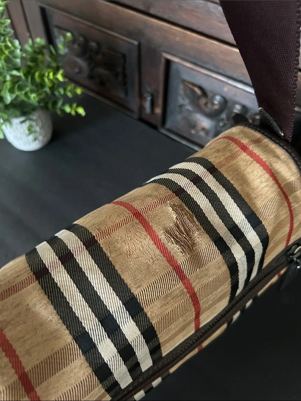 Beautiful Beige Plaid Crossbody Messenger Bag